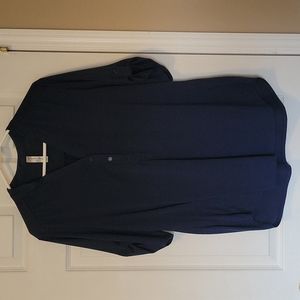 Navy Blue. XL. Quarter Sleeve top.
